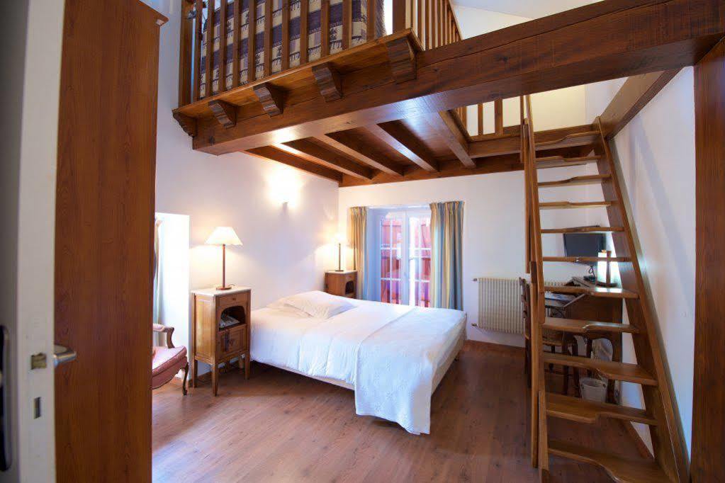 Auberge Chez Tante Ursule Cambo-les-Bains Exteriér fotografie