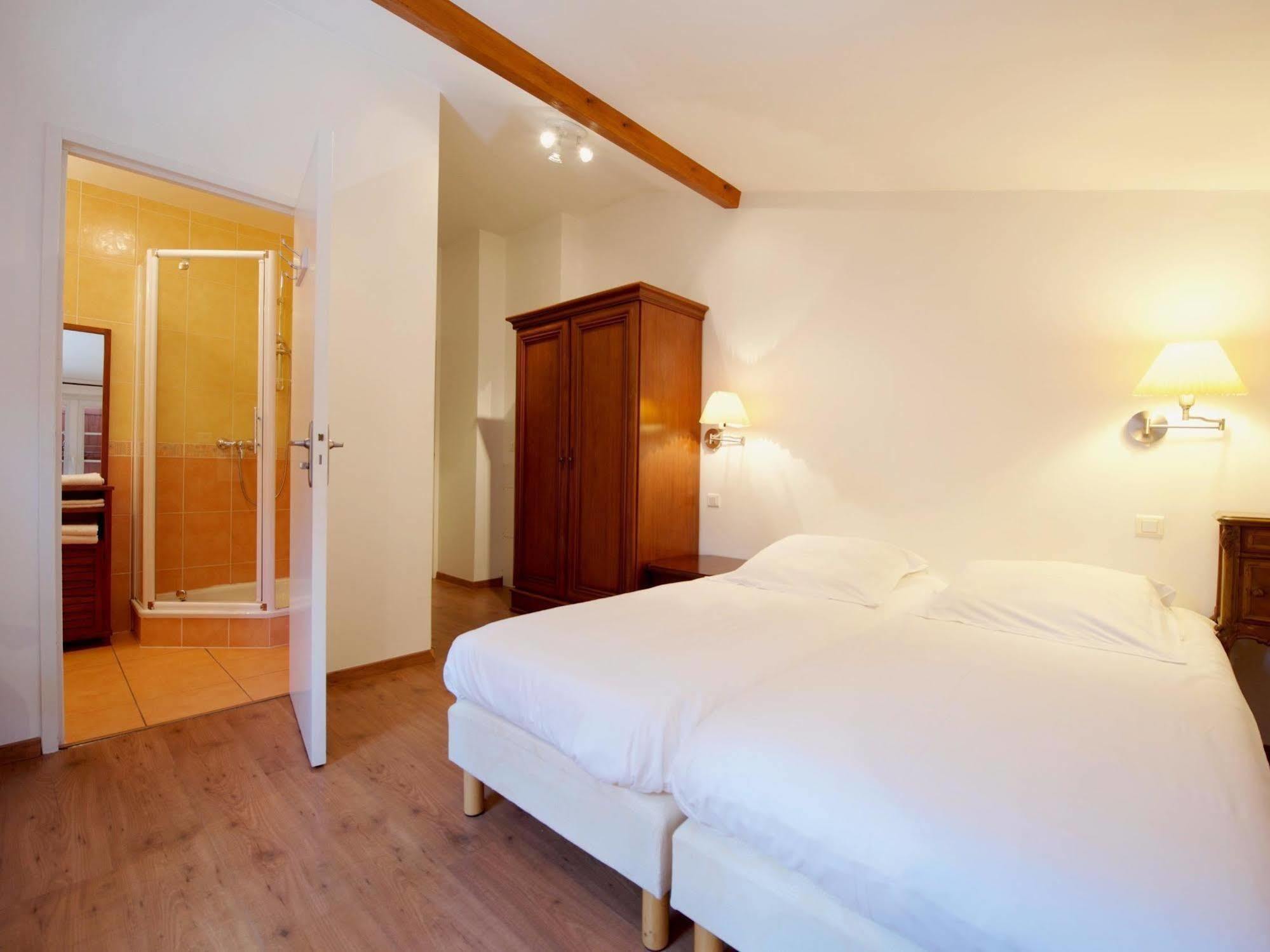 Auberge Chez Tante Ursule Cambo-les-Bains Exteriér fotografie